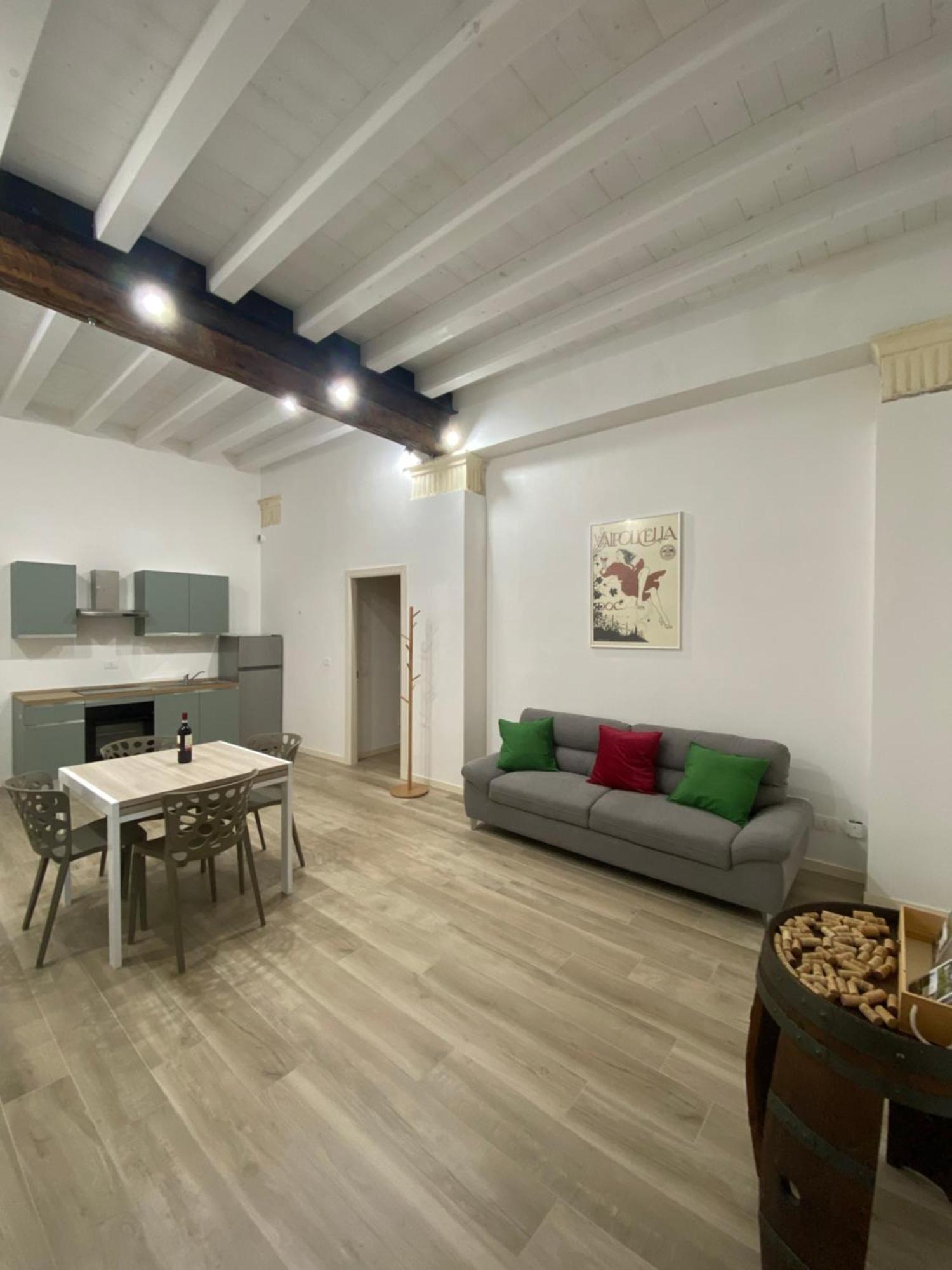 Apartment Santa Cecilia Wine