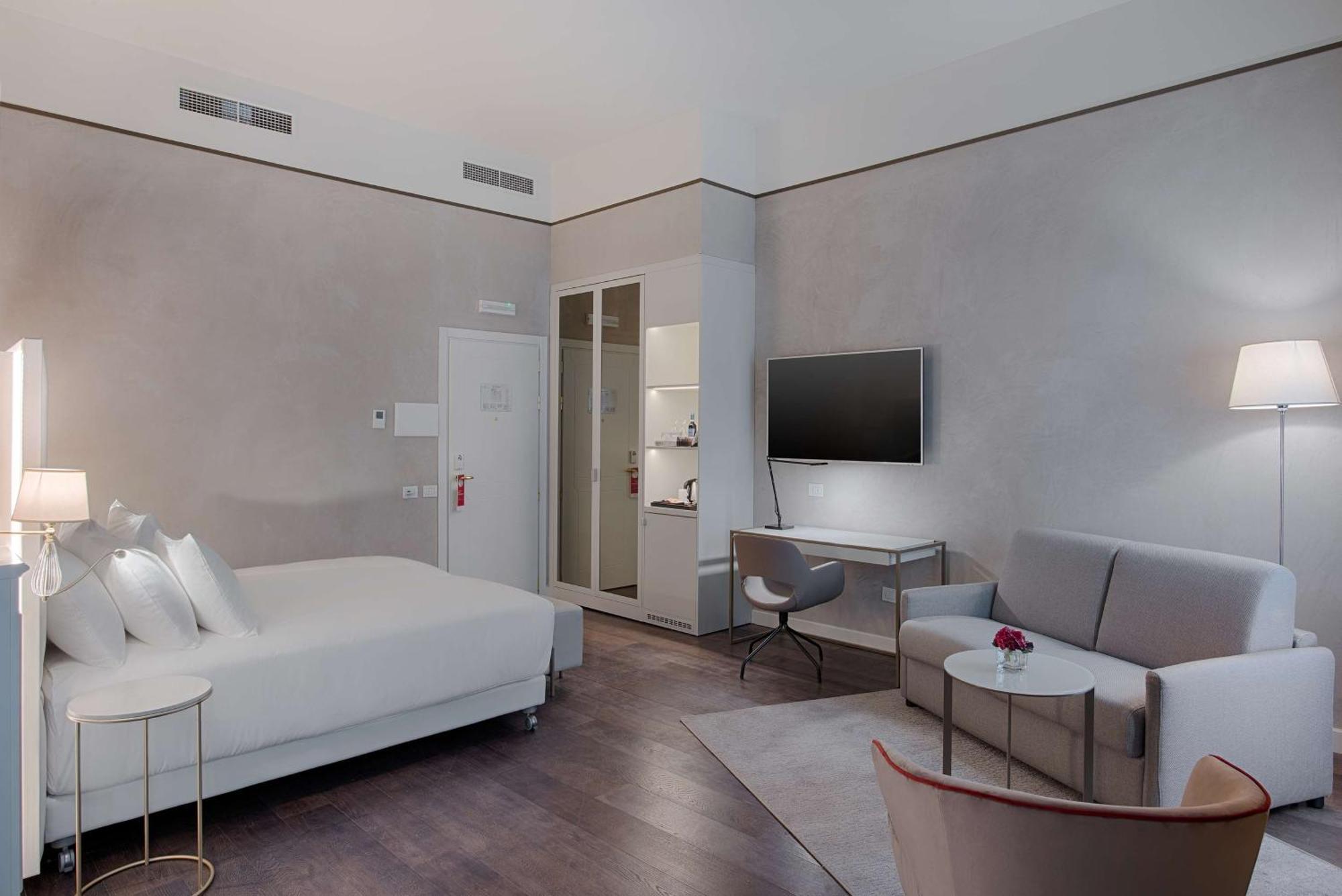Hotel Nh Collection Palazzo 5*