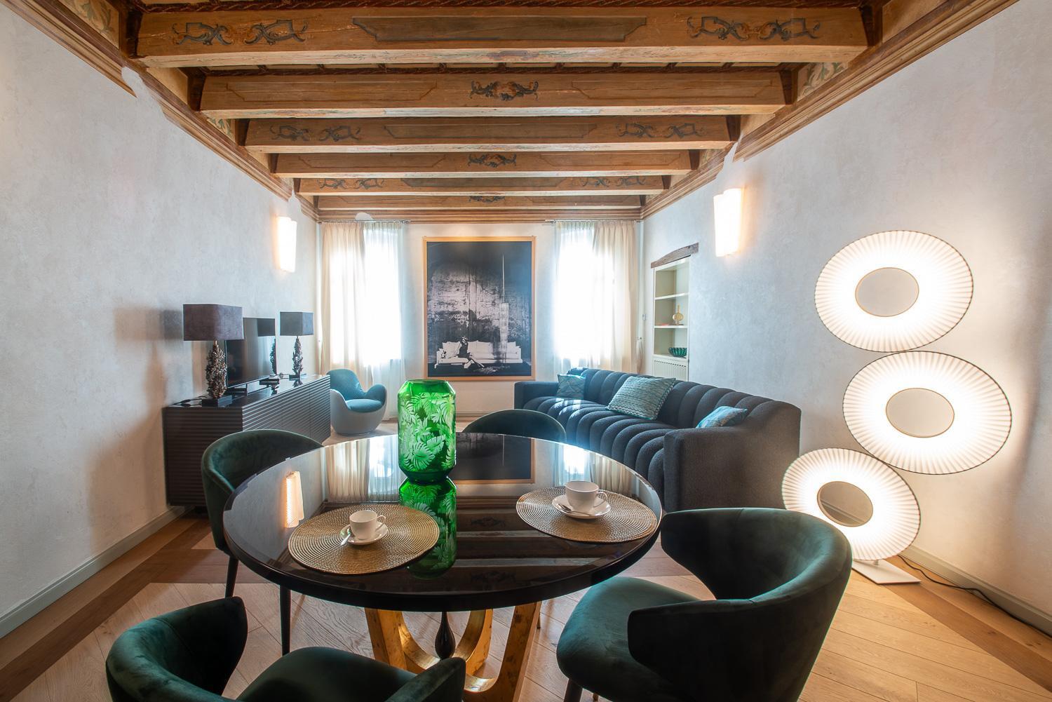 Palazzo Reggiani - Lorenzo De Medici Apartment *