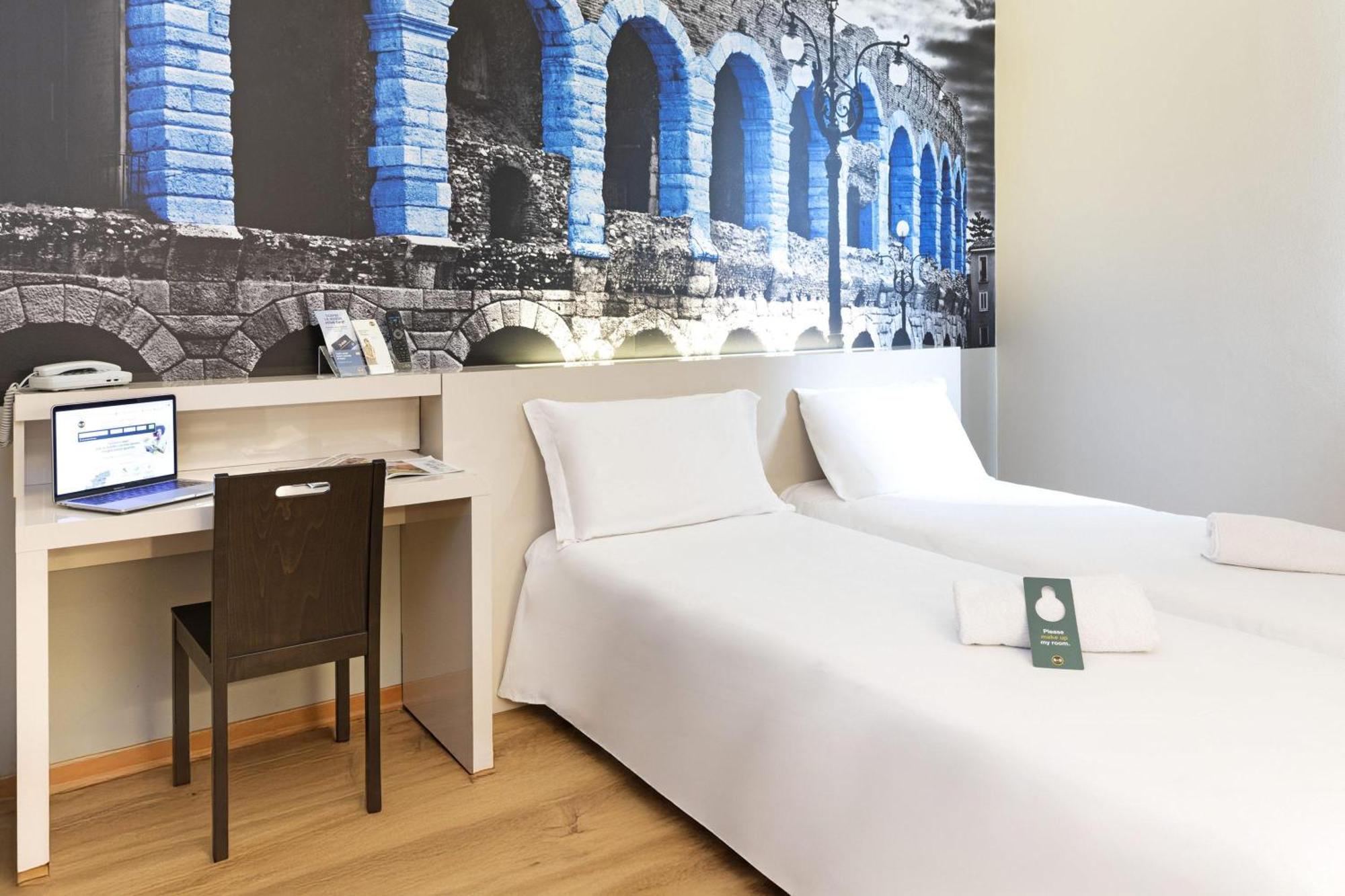 Sud Hotel 3*