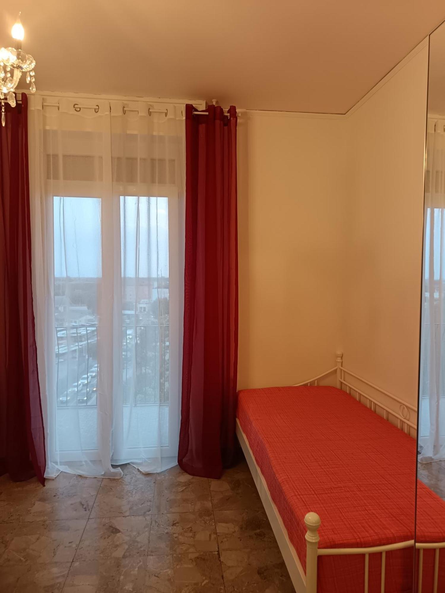 Casa Porta Vescovo 16 *