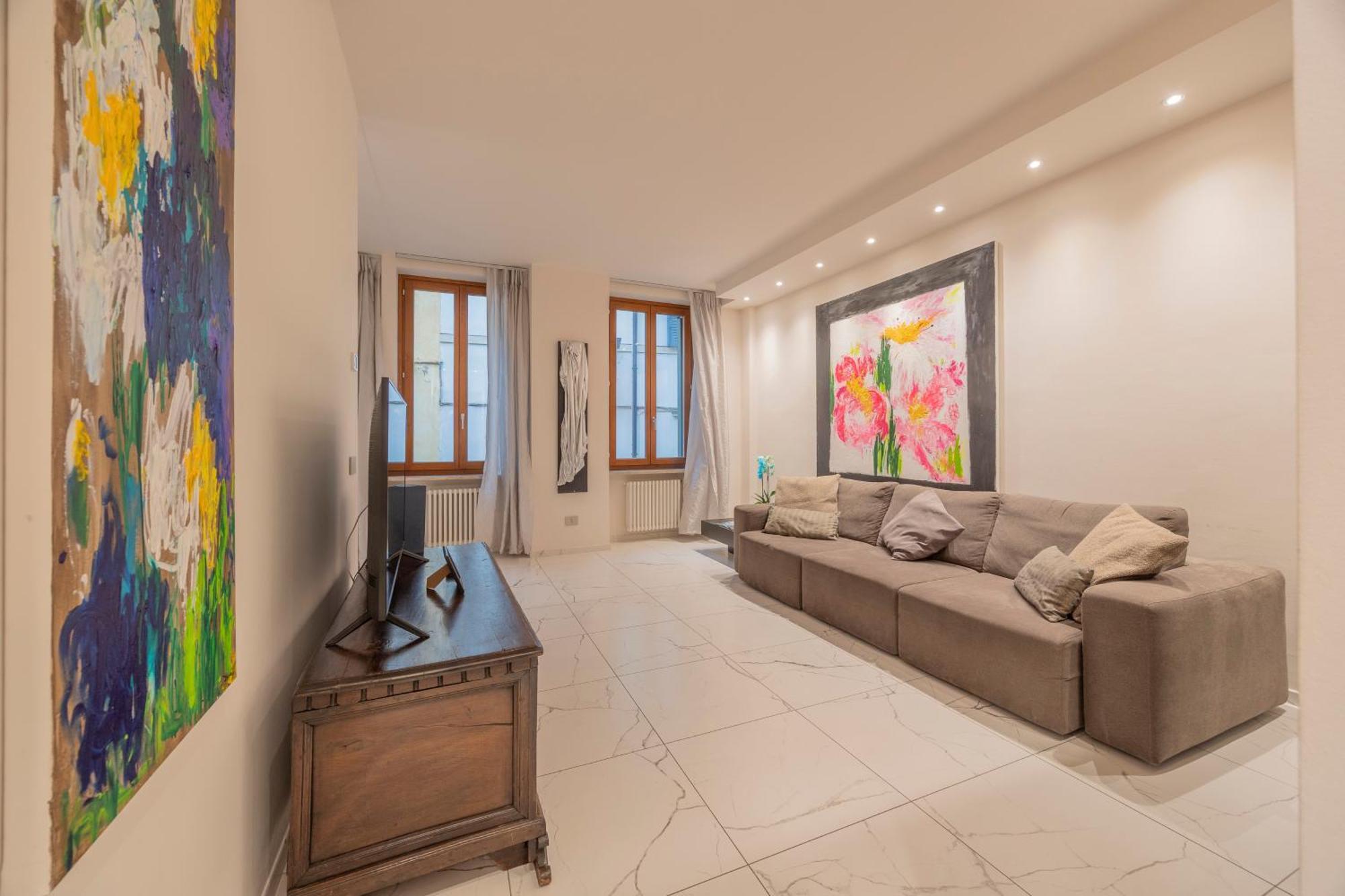 The Bright Nest Apartment *