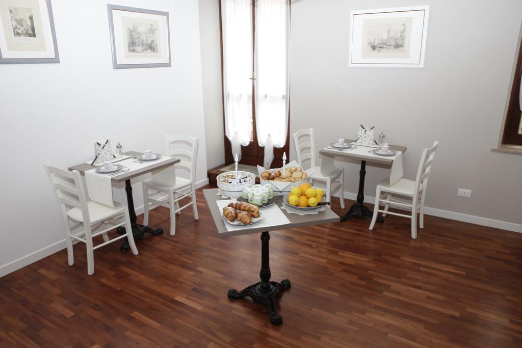 Arche Bed & Breakfast