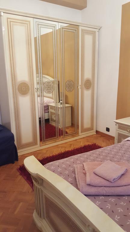 Bed and breakfast In Arena L' Opera