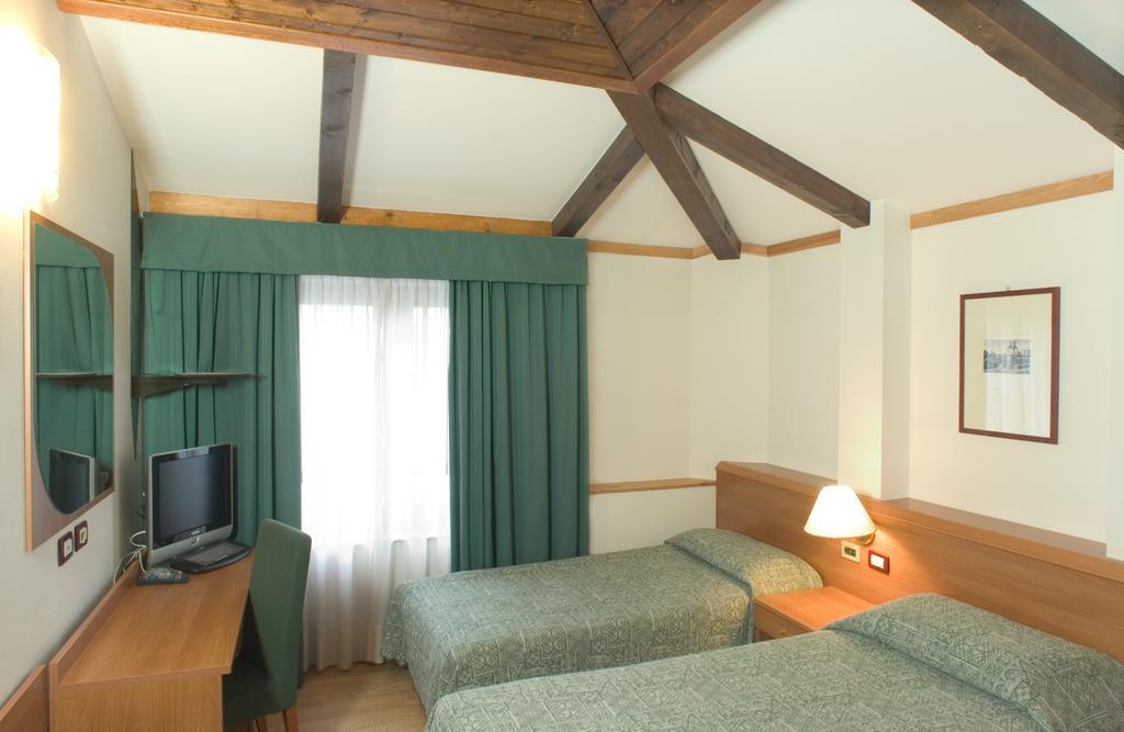 Monaco 3*
