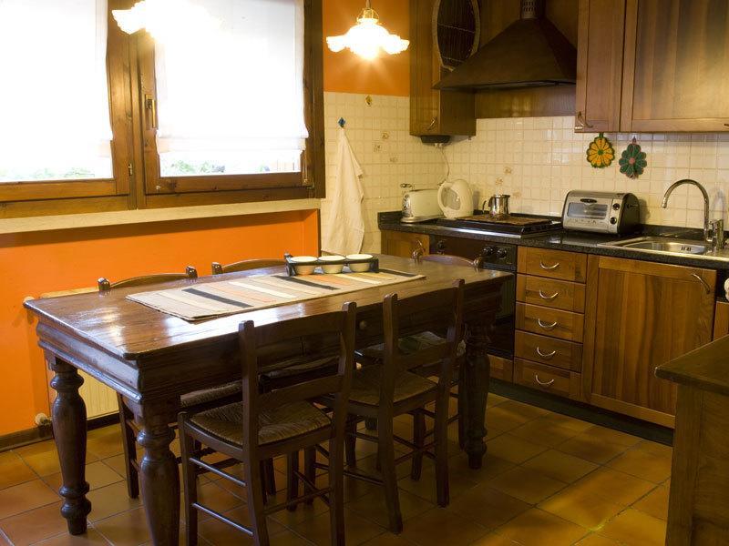 Bed and breakfast Colifata 2*