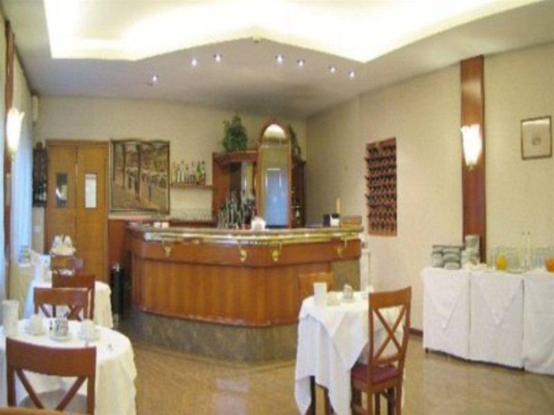 Euromotel Croce Bianca Hotel
