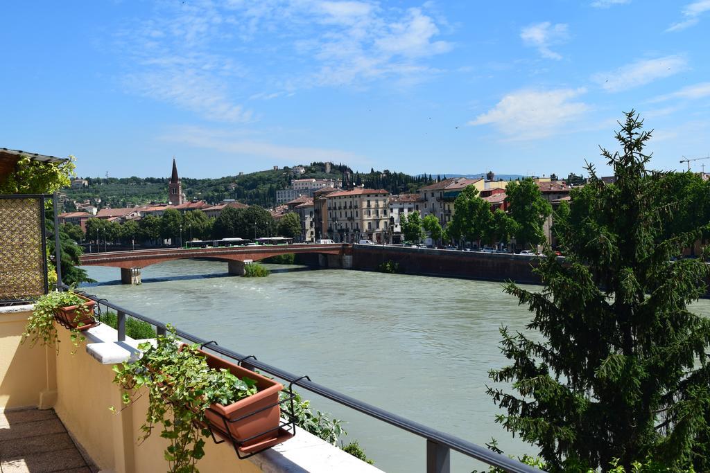 La Terrazza Sul Fiume Apartamento