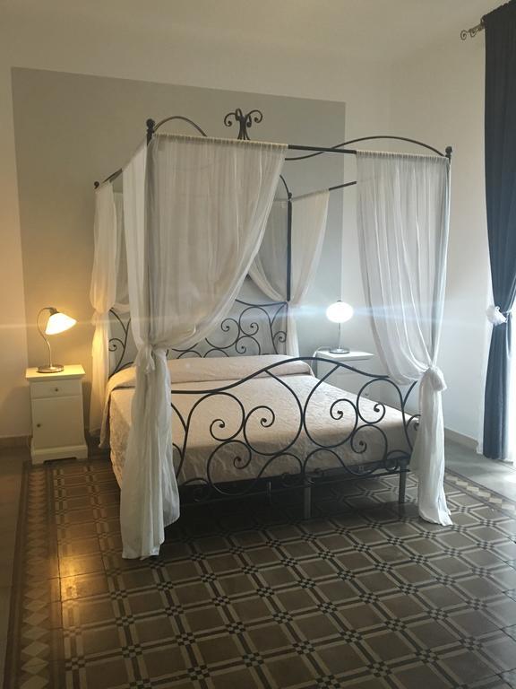 Fiore Di Roby Couette-café