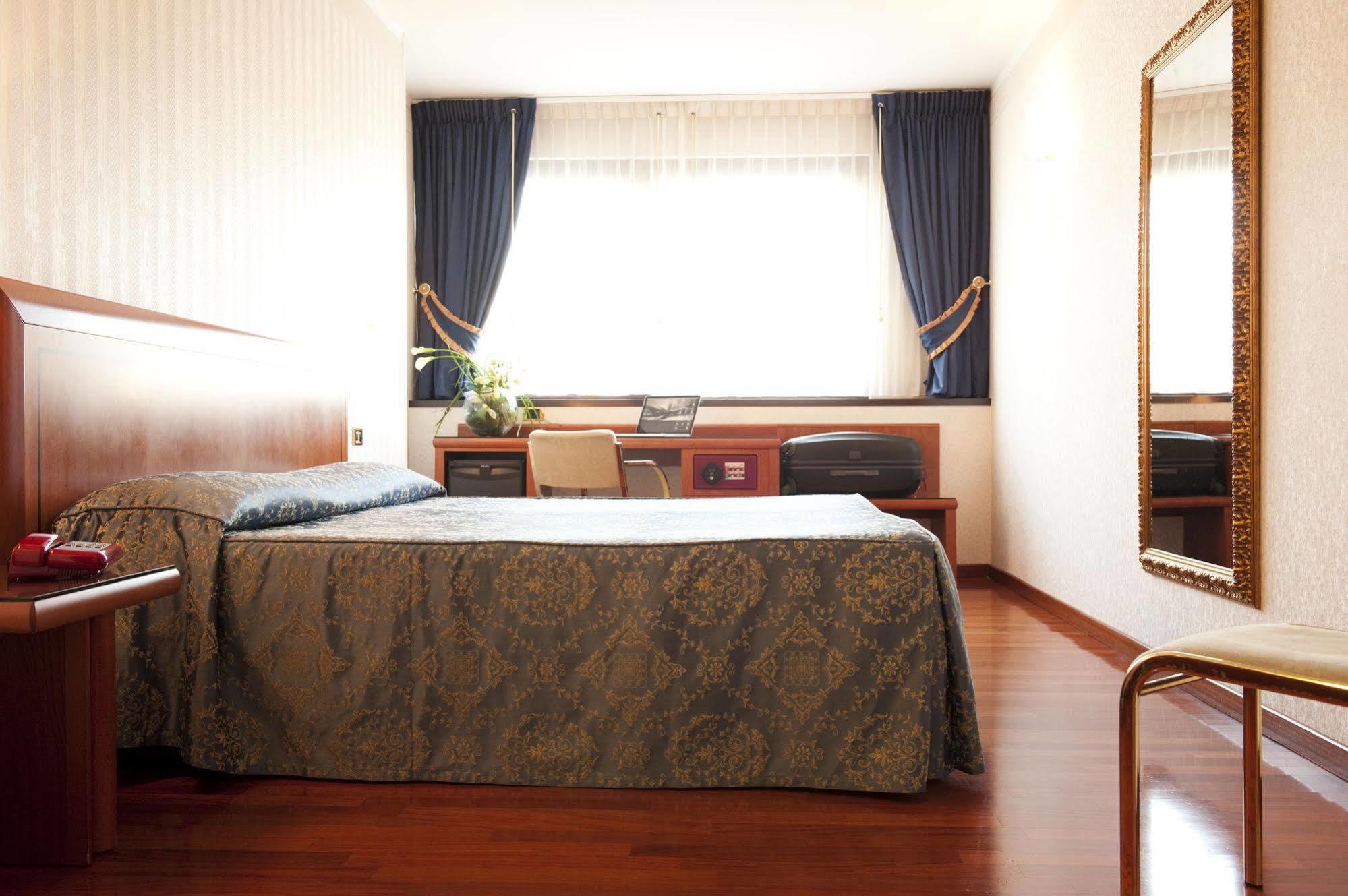 Montresor Palace Hotel Verona