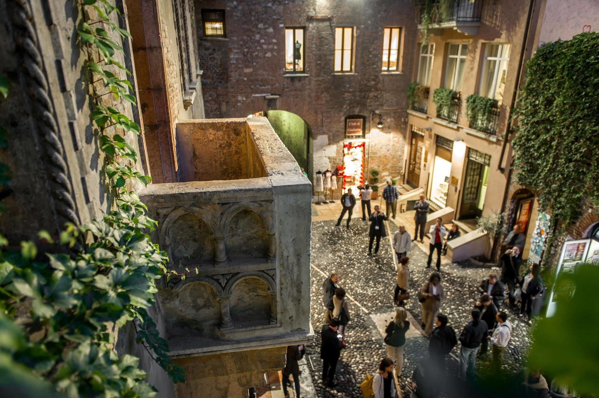 La Corte Di Giulietta Bed & Breakfast 3*
