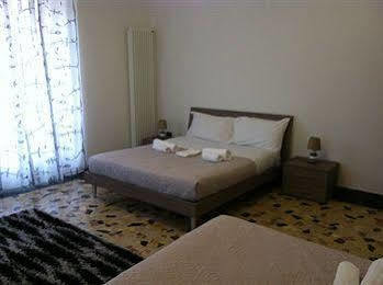 Couette-café Victoria S Bridge 3*