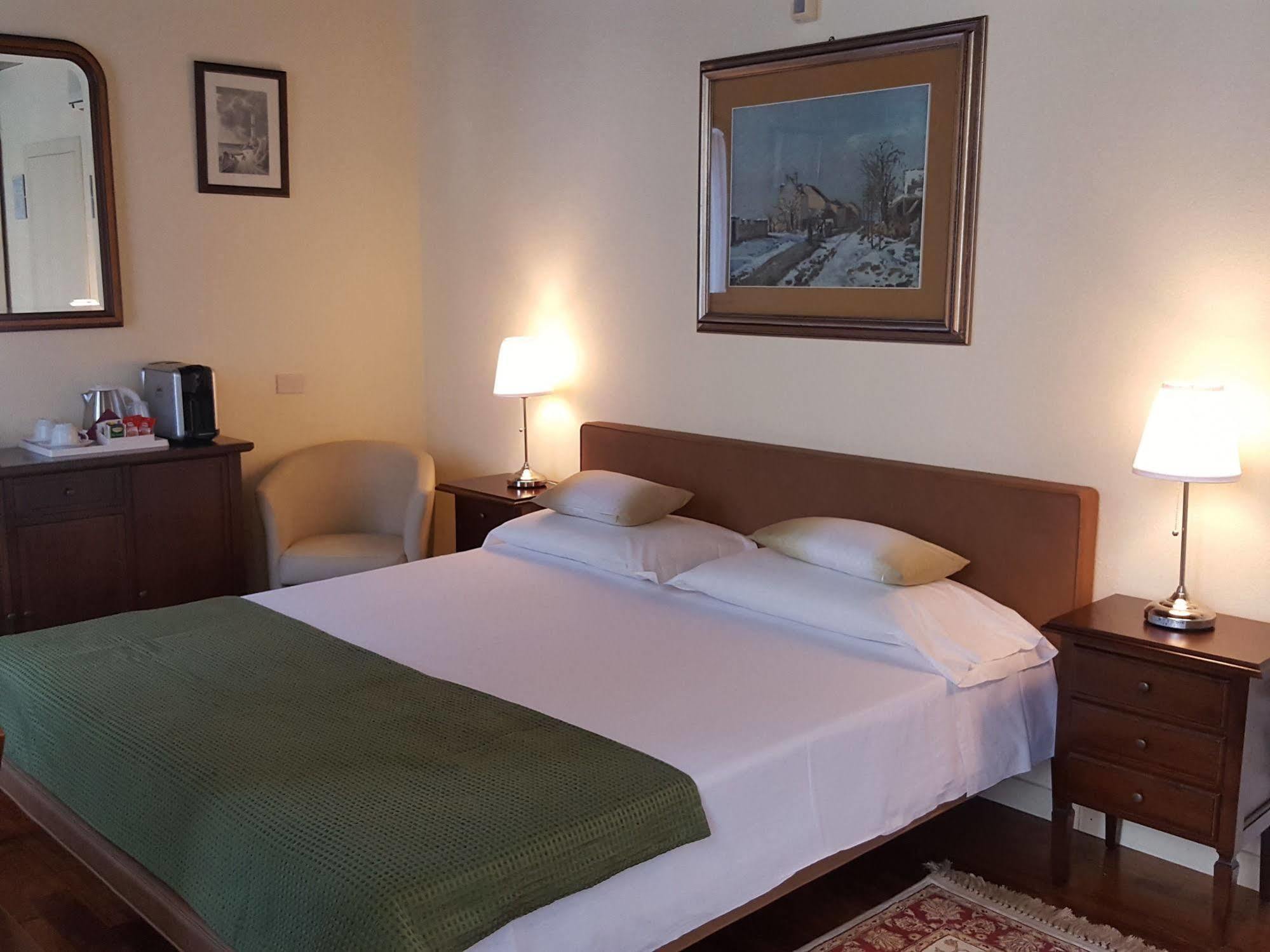Relais Ponte Pietra Frühstückspension 2*