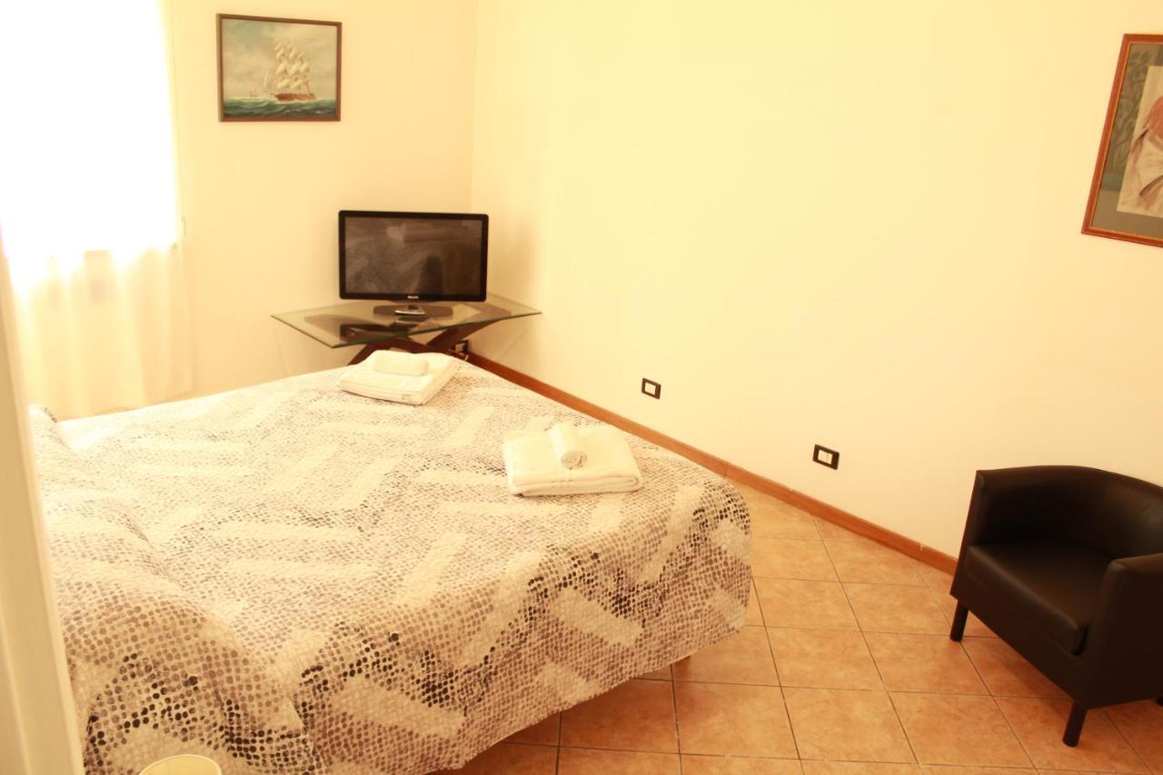 Residenza Caprera Di Viviani - Loc-02522