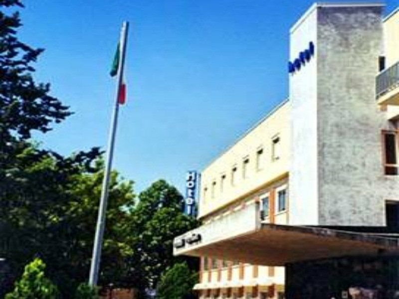 Hotel Euromotel Croce Bianca 2*