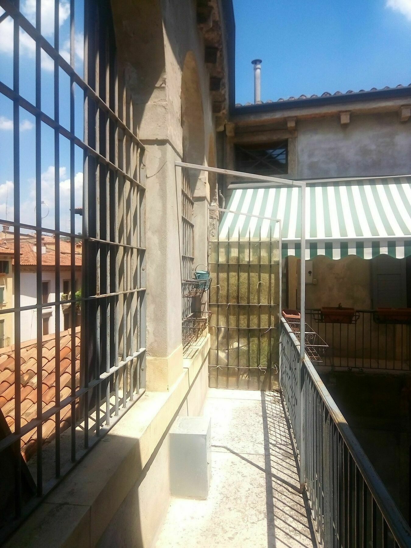Palazzo Camozzini Apartment *