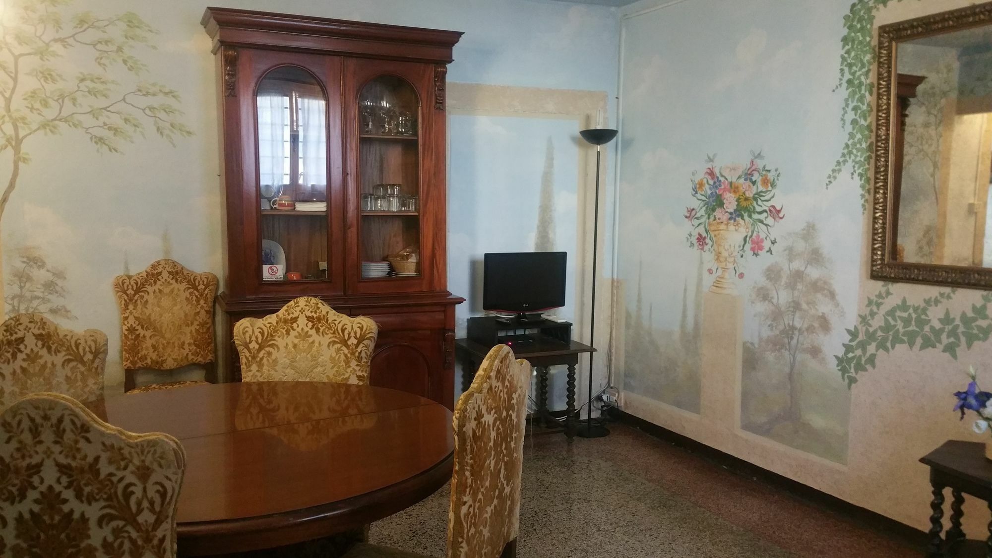 Apartment Palazzo Camozzini *