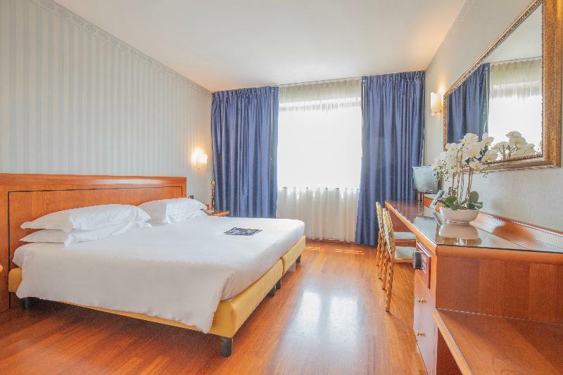 Hotel Montresor Palace 4*
