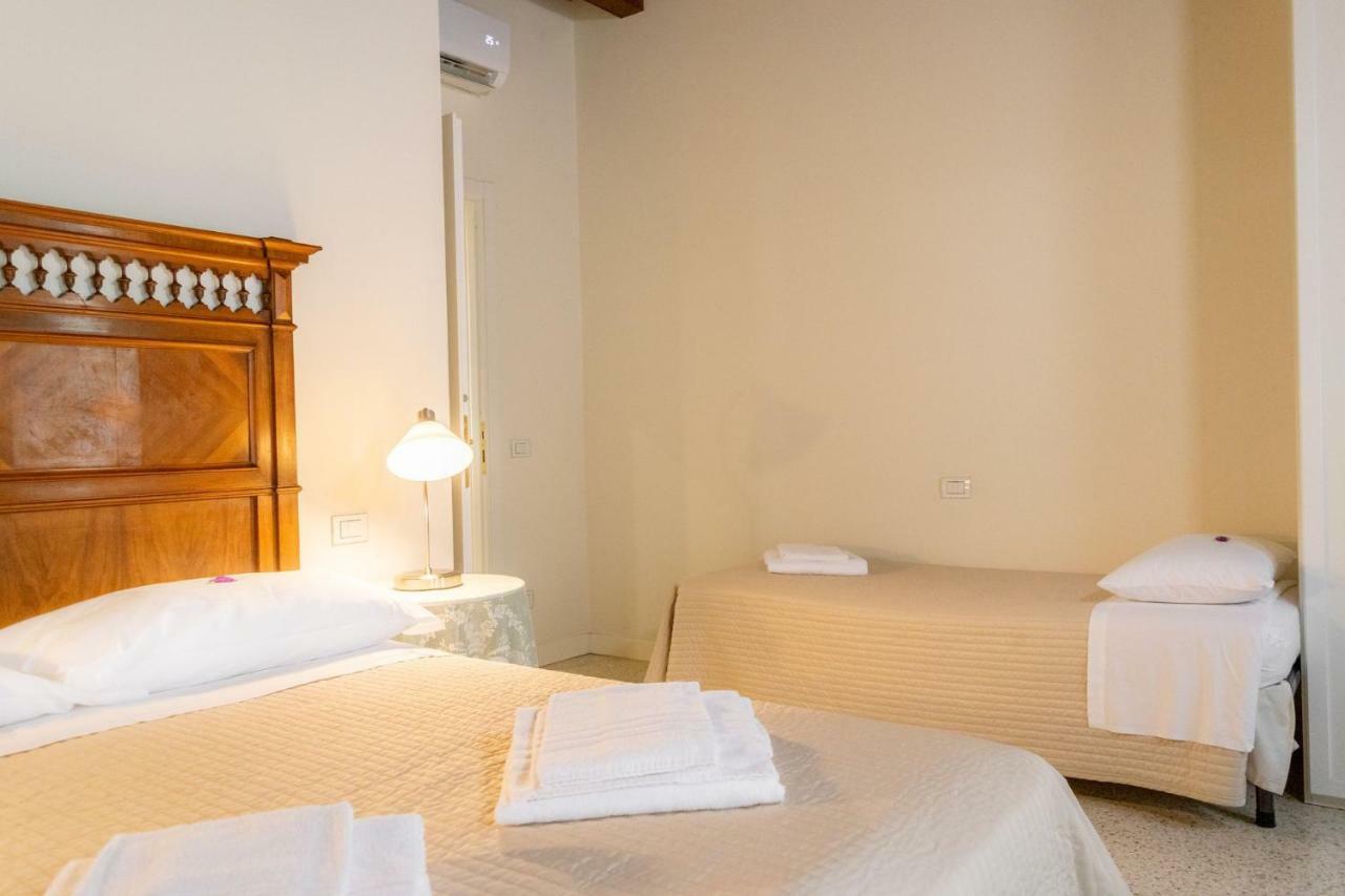 Pensión Juliet House 2*