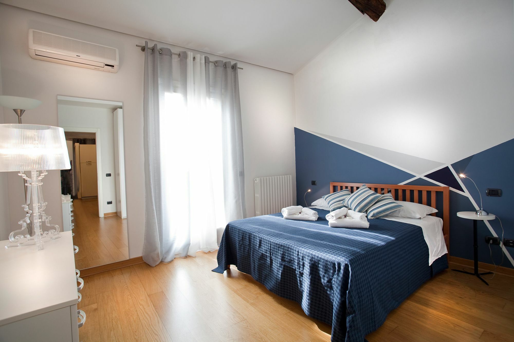 For Rent Blu Theater Appartamento *