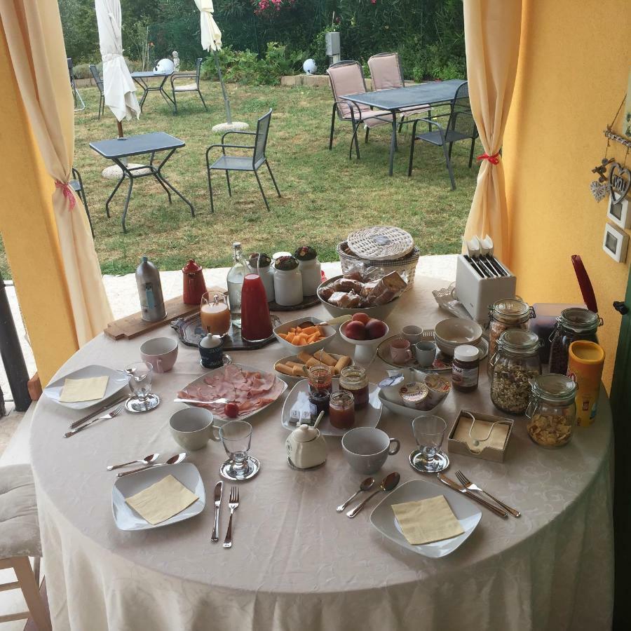 Agriturismo Macole Fattoria Con Spuntini Farm stay *