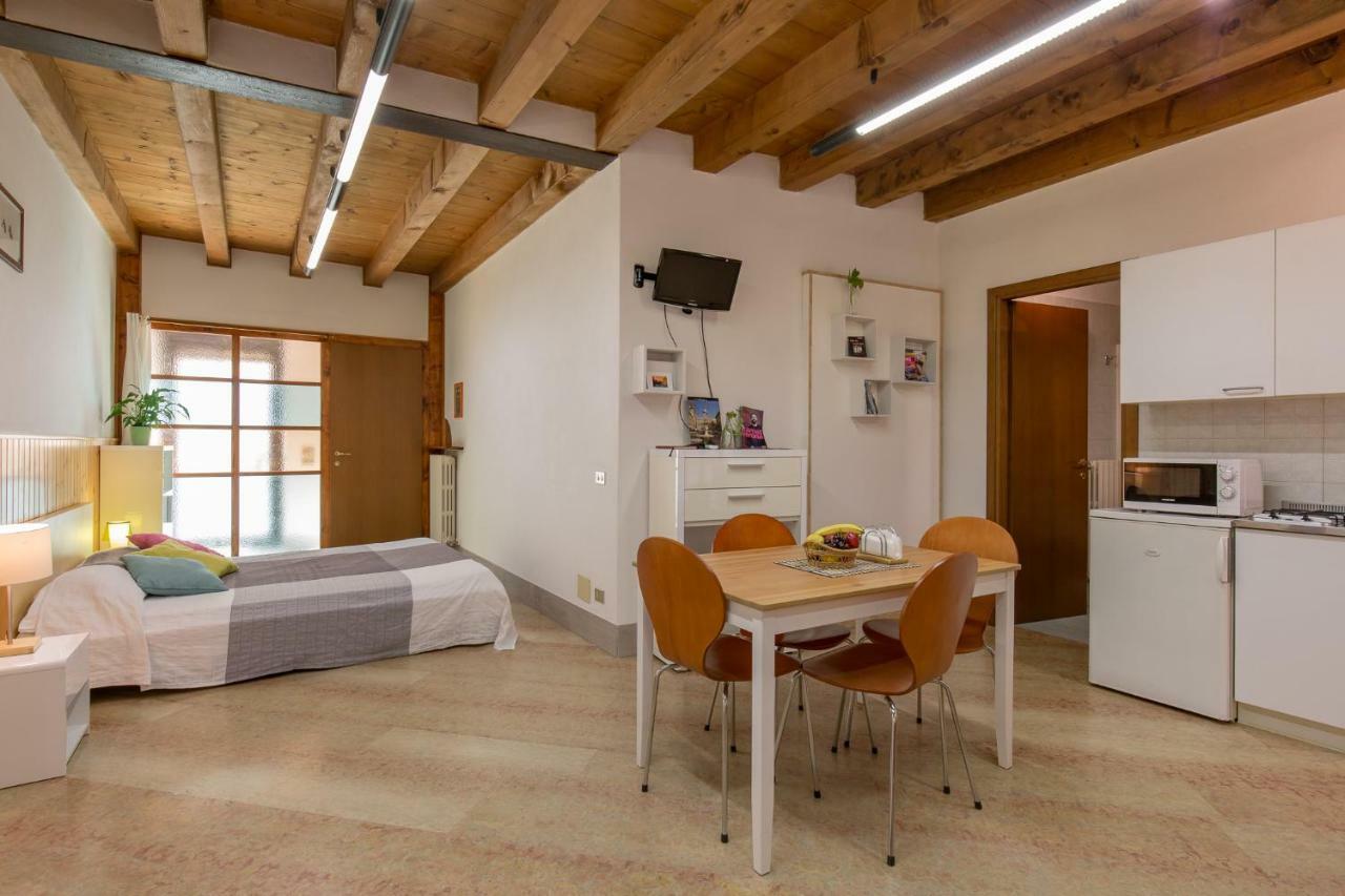 La Casa Della Bouganville Apartamento Verona