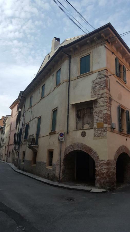 Apartment La Casa Sui Portici *