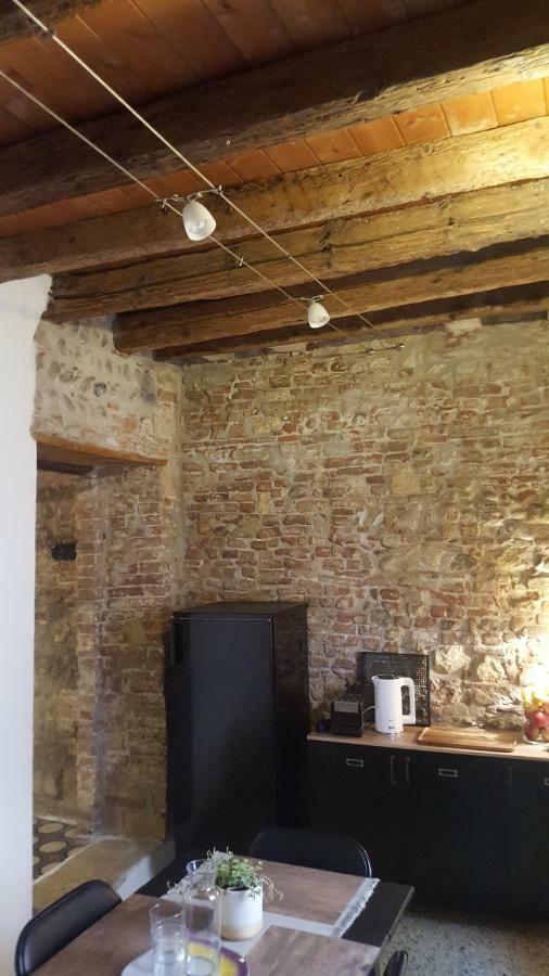 La Casa Sui Portici Apartment *
