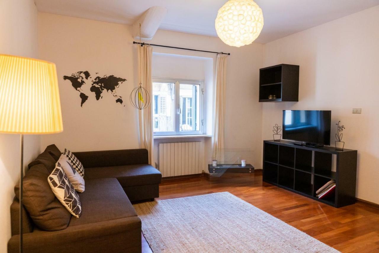 Apartamento Domus - Accogliente Residenza Rocchetto A 25mt Da Piazza Erbe