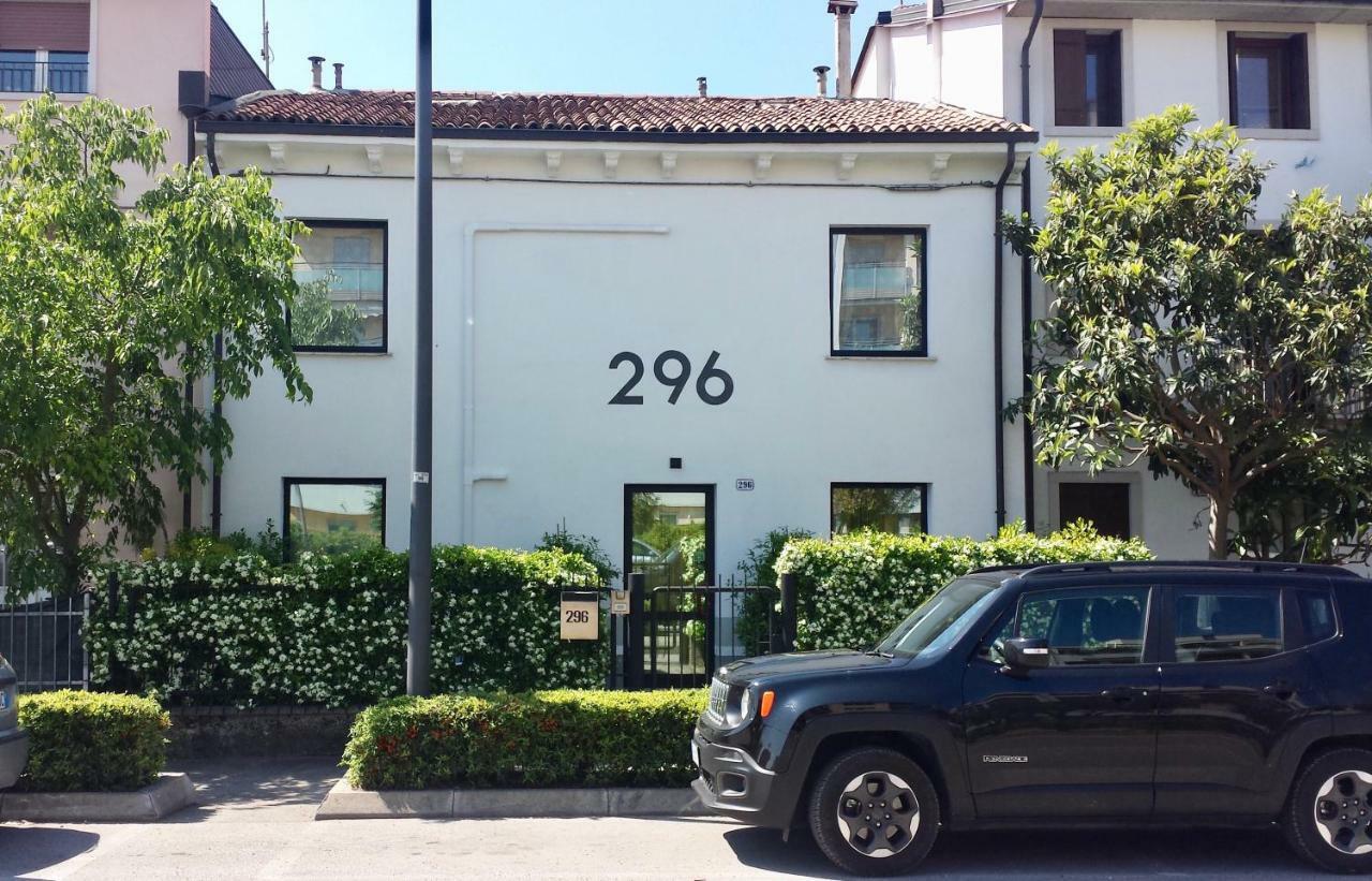 296 2*