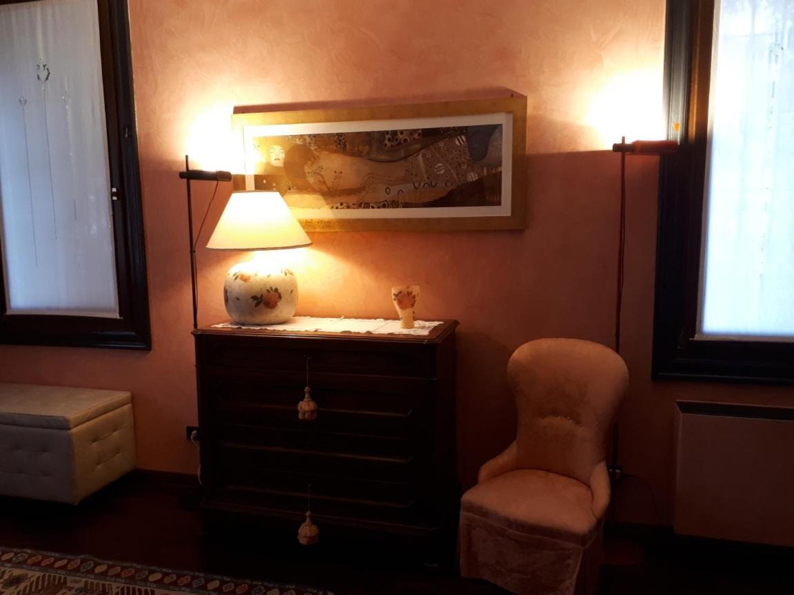 Gloria Guest house *