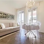 Madonna Montecchi Luxury Suite in Verona