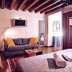 Marconi Rooms Alloggio Segreto