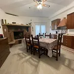 Residenza Aki