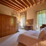 Torre Di Terzolan With Pool, Jacuzzi And Golf Putt