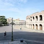 Case VR Holiday Terrazza Arena