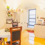 Domus Le Mura - Italian Homing