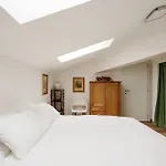 Amazing Flat With Big Terrace And Private Car Park