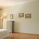 Case Vr Holiday Rosalina House