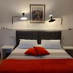 Verona Relax & Stay Rooms