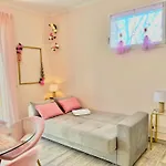 Villetta Tinmar, Giardino, Piscina Privata, bbq, Area giochi e Parcheggio Gratuito