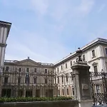 Romeo\'S Guest House