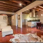 Porta Vittoria Apartment