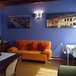 Romeo\'S Guest House