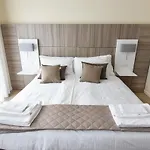 3 Amici Suites