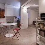 Passepartout Home Apartment