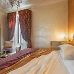 Relais Empire