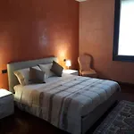 Villa Gloria Room