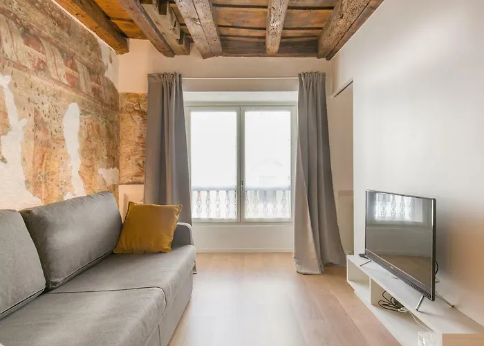 Affresco Apartment