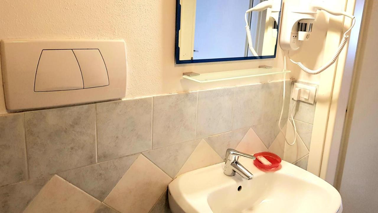 Aris Apartment *